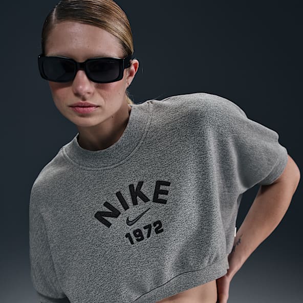 Women s 74 150 Short Sleeve Hoodies Sweatshirts. Nike CA